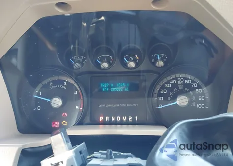 2011 Ford F-250 Xlt из США, поврежденный, VIN 1FT7W2BT6BEB08838